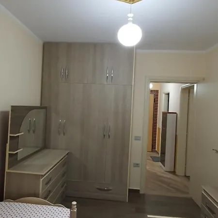 Luxury Apartament דירה Vlorë